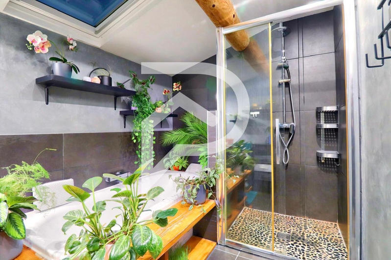 Maison de village - 90 m² - 3 pièces