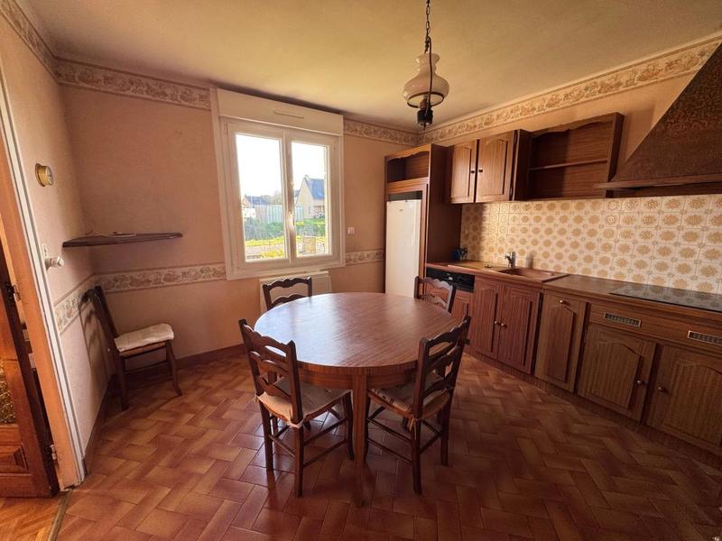 Maison - 92 m² - 4 pièces