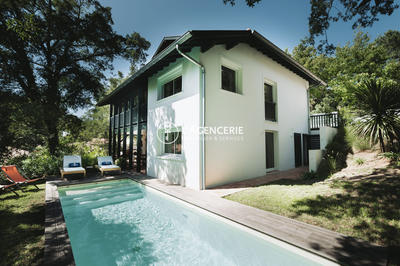 Maison - 161 m² - 5 pièces