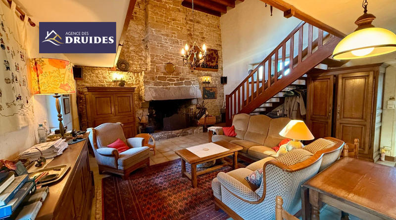 Maison - 236 m² - 8 pièces