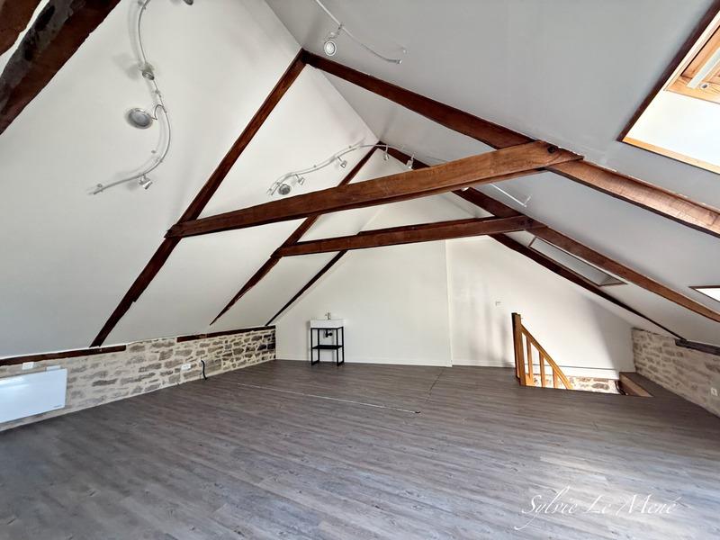 Maison - 459 m² - 14 pièces