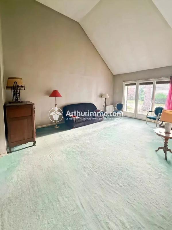 Maison - 189 m² - 8 pièces