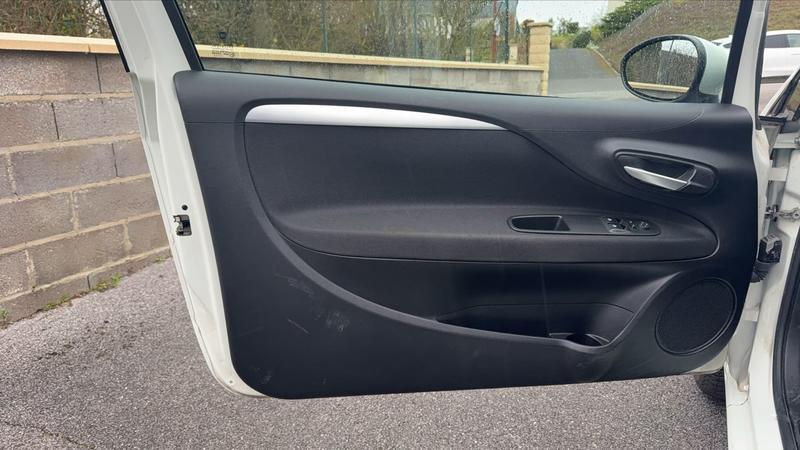 Fiat Punto 1.2 69 Italia - Entretien constructeur