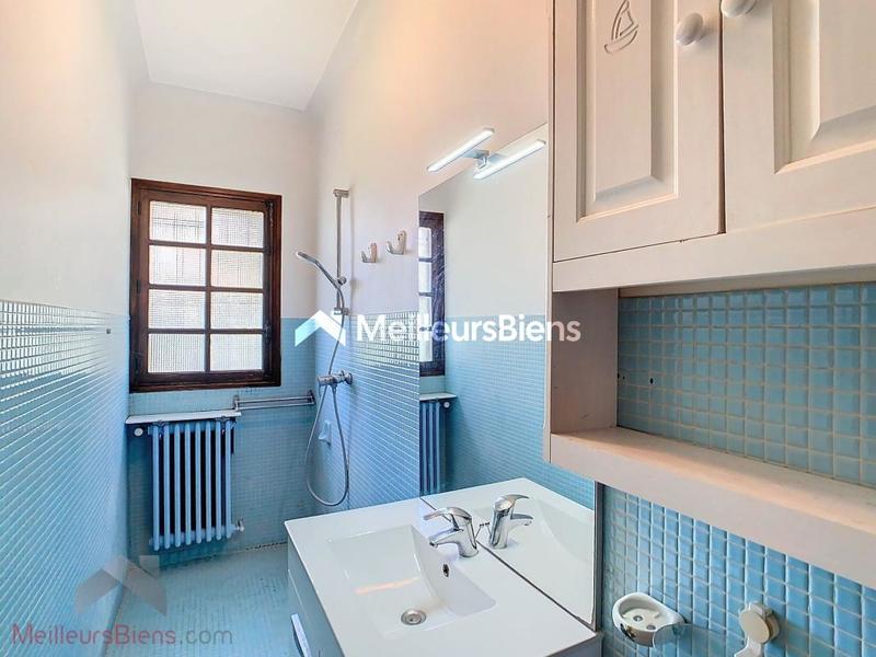 Appartement - 161 m² - 6 pièces