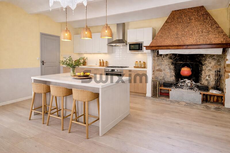 Mas - 300 m² - 10 pièces