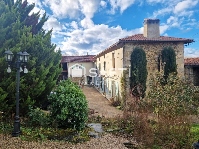 Maison - 300 m² - 9 pièces