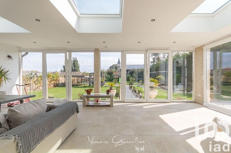 Maison de village - 200 m² - 9 pièces