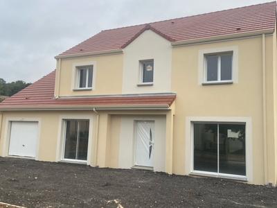 Maison - 121 m² - 5 pièces
