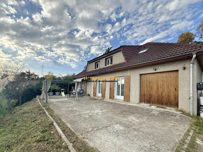 Maison - 144 m² - 5 pièces