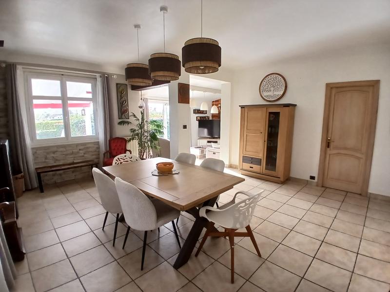 Maison - 144 m² - 6 pièces