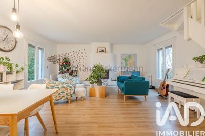 Maison - 133 m² - 8 pièces