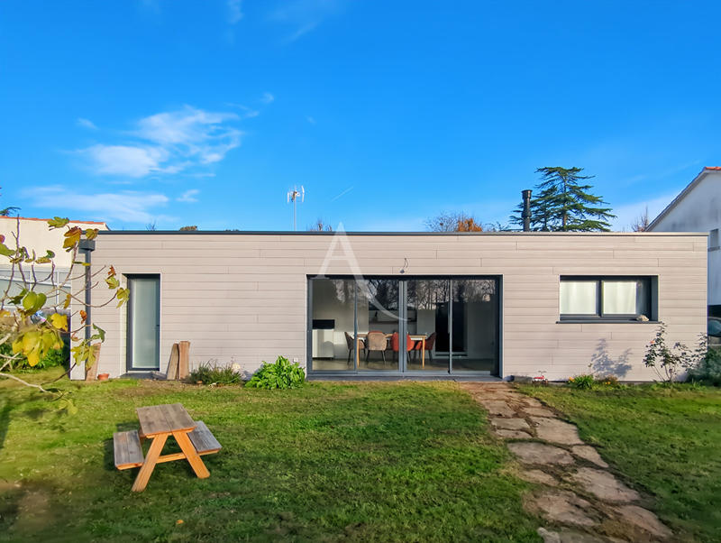 Maison - 91 m² - 4 pièces