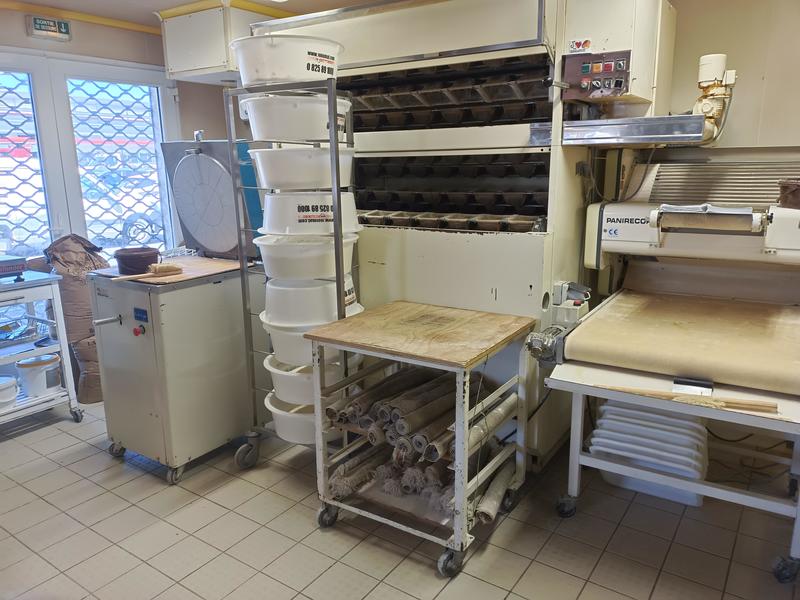 Fonds de commerce - Magasins - 150 m²