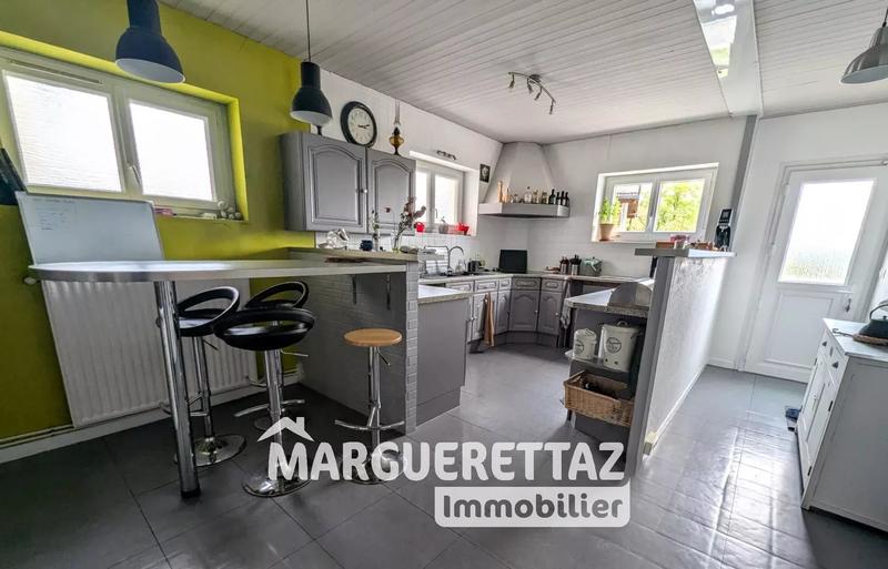 Maison - 422 m² - 7 pièces