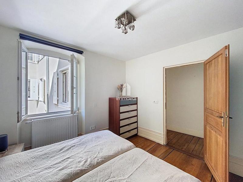 Appartement - 84 m² - 3 pièces