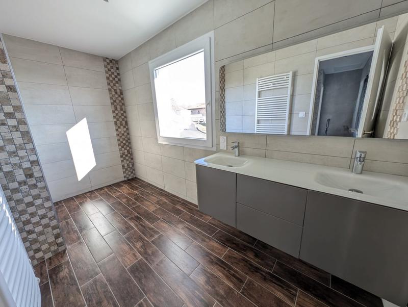 Villa - 146 m² - 8 pièces