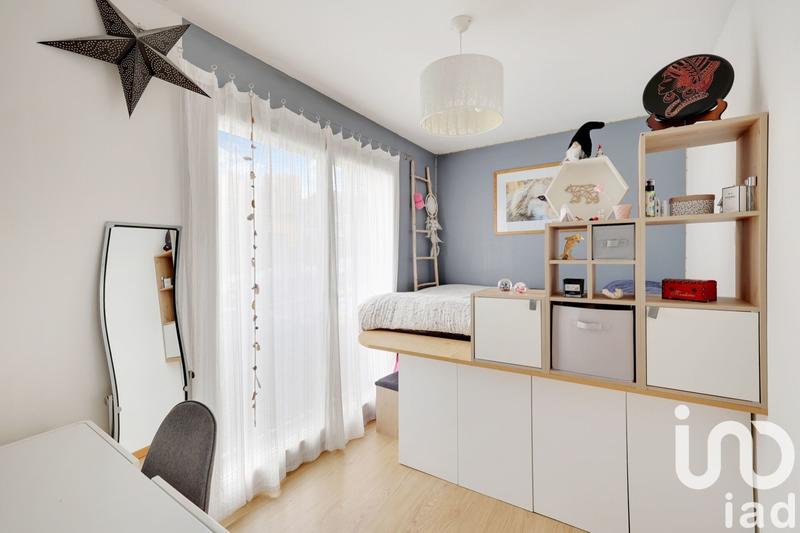 Maison - 187 m² - 8 pièces