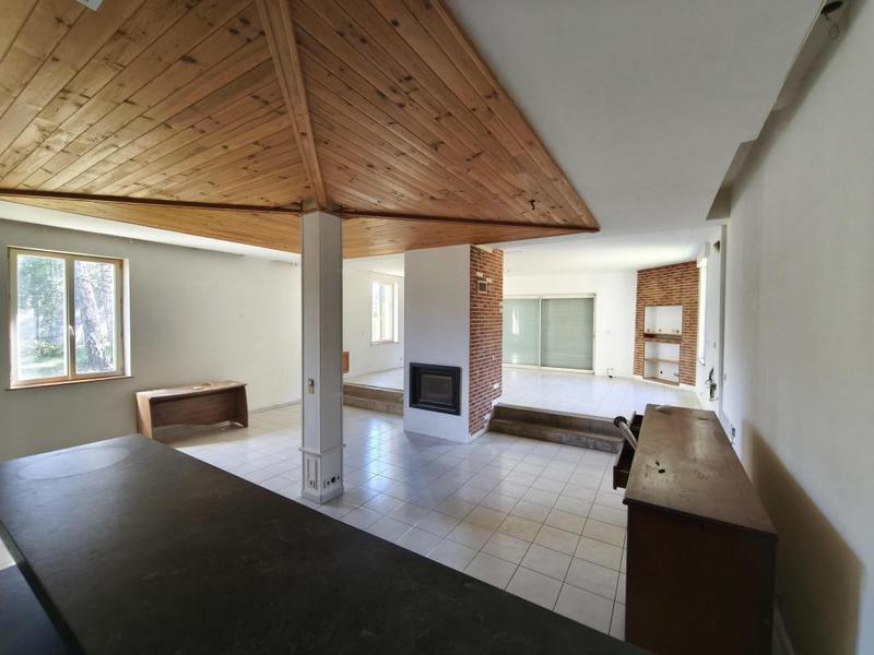 Maison - 184 m² - 5 pièces