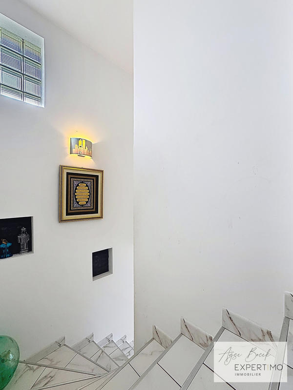 Maison - 135 m² - 6 pièces