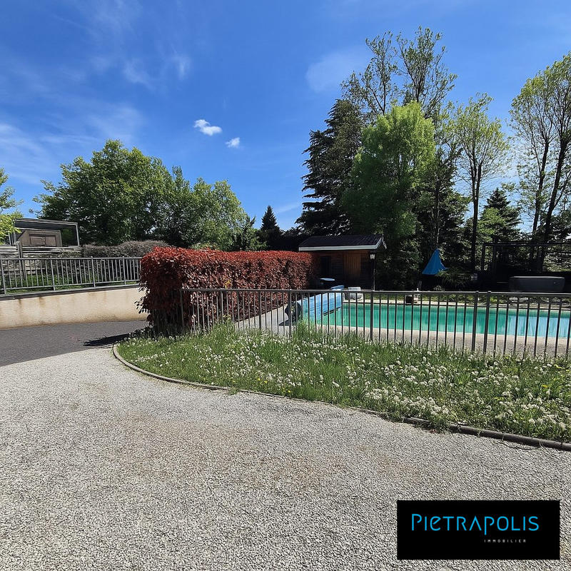 Maison - 193 m² - 6 pièces