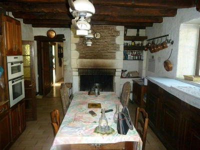 Maison - 275 m² - 13 pièces