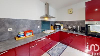 Maison - 300 m² - 14 pièces