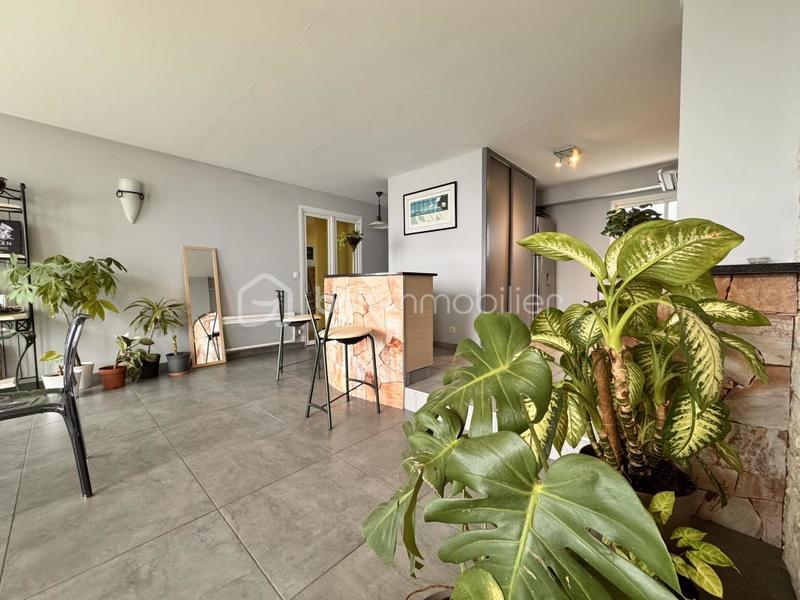 Appartement - 116 m² - 5 pièces