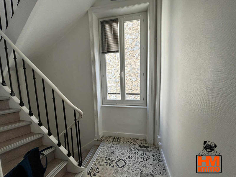 Immeuble - 140 m² - 6 pièces