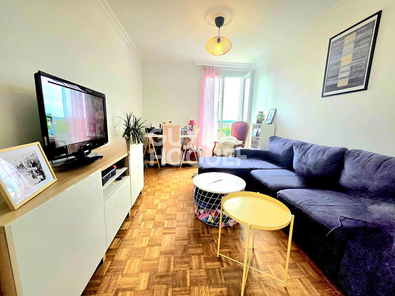 Appartement - 82 m² - 4 pièces