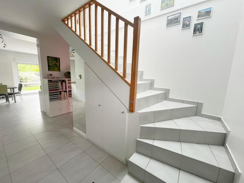 Maison - 123 m² - 6 pièces