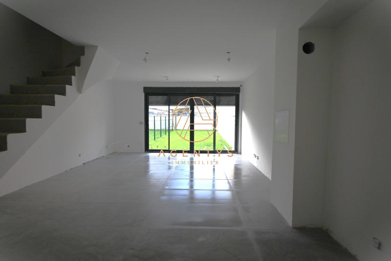 Maison - 114 m² - 6 pièces