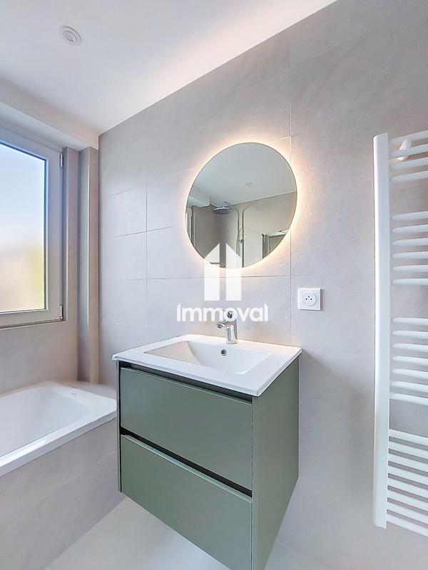 Appartement - 84 m² - 3 pièces