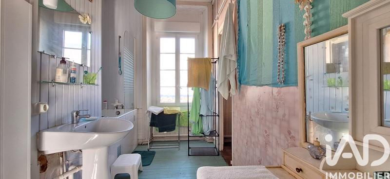 Maison de ville - 218 m² - 7 pièces