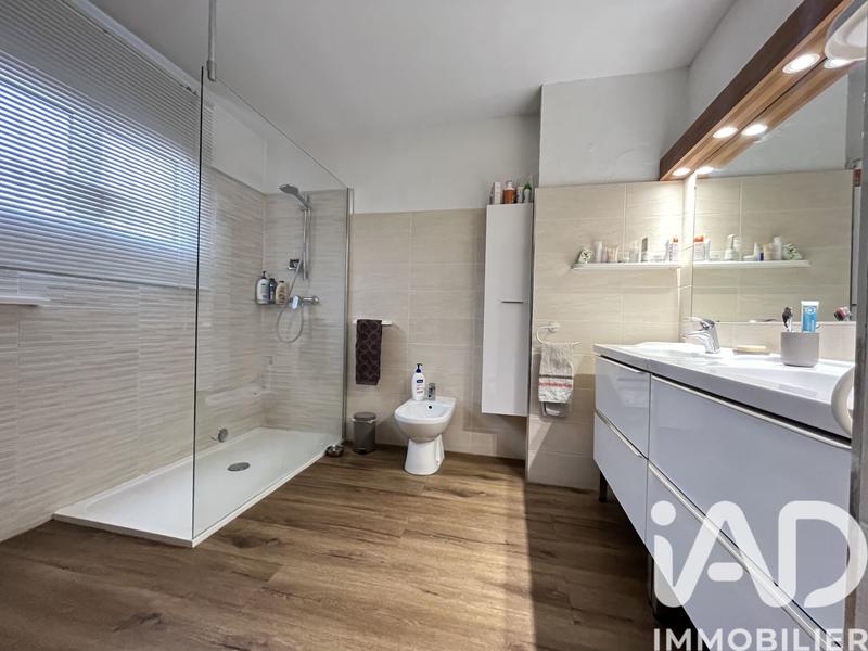 Maison - 120 m² - 4 pièces