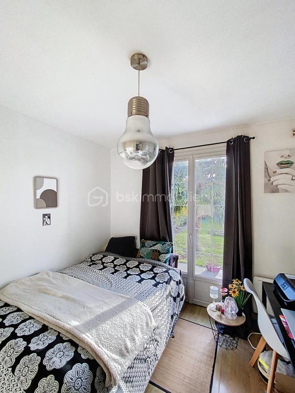 Maison traditionnelle - 112 m² - 6 pièces