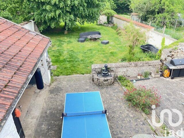 Maison - 152 m² - 8 pièces