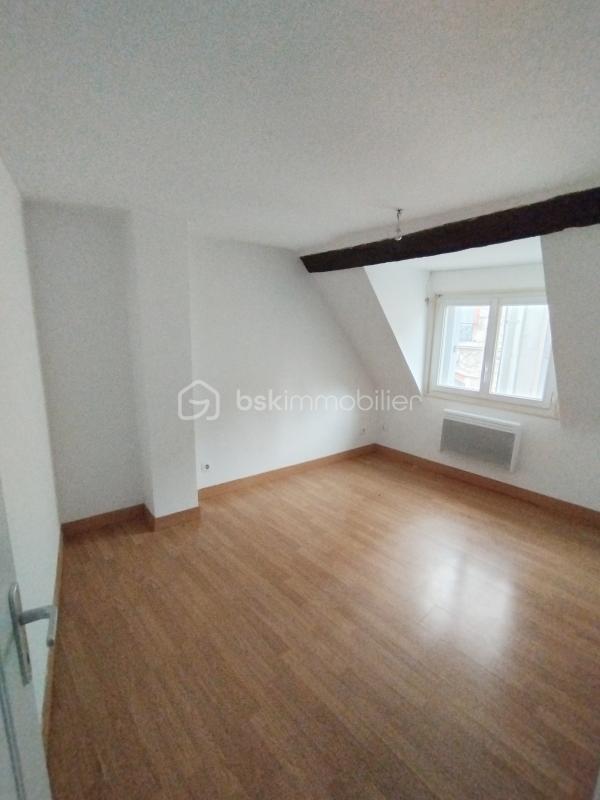 Maison - 65 m² - 5 pièces