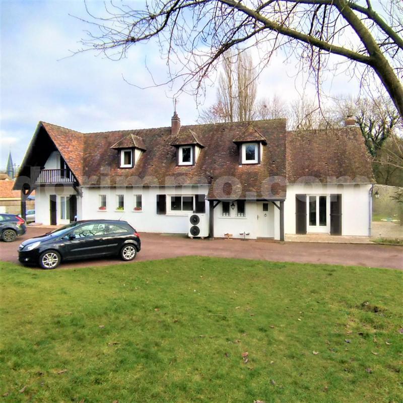 Villa - 193 m² - 7 pièces