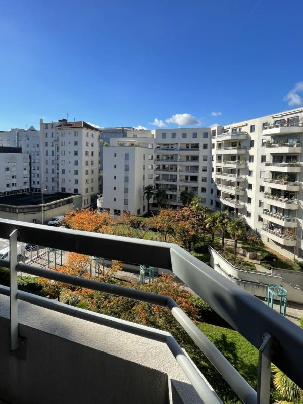 Chambre - 9 m² - 1 pièce