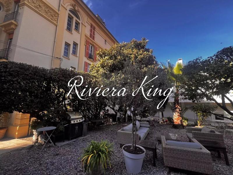 Appartement bourgeois - 134 m² - 4 pièces