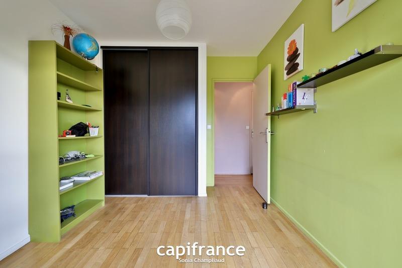 Appartement - 121 m² - 6 pièces