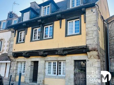 Immeuble - 250 m² - 12 pièces