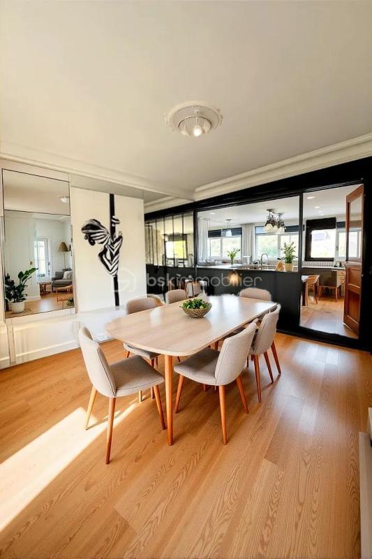 Manoir - 263 m² - 9 pièces