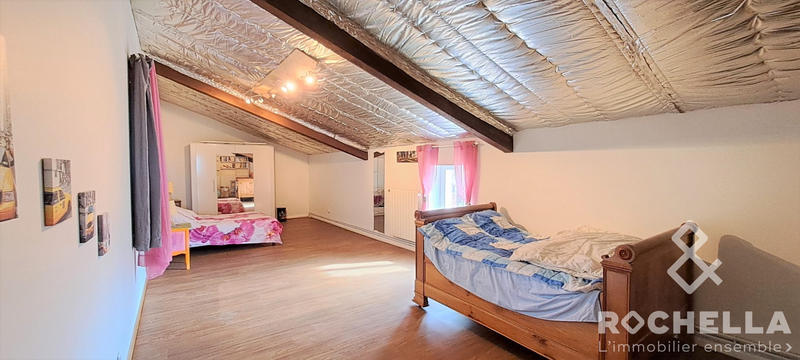 Maison ancienne - 470 m² - 8 pièces