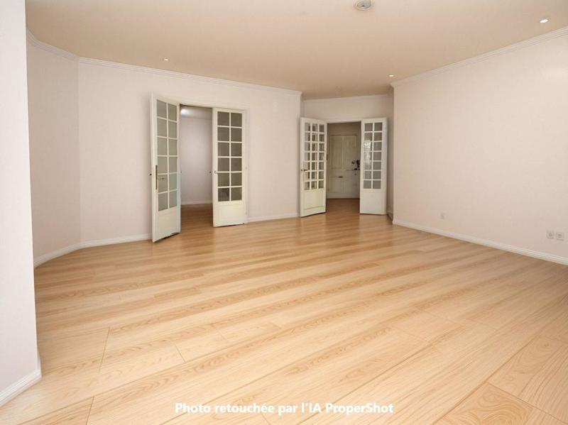 Appartement - 65 m² - 2 pièces