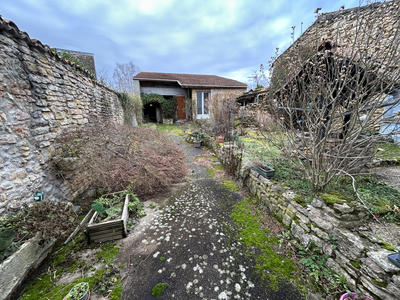 Maison - 149 m² - 6 pièces