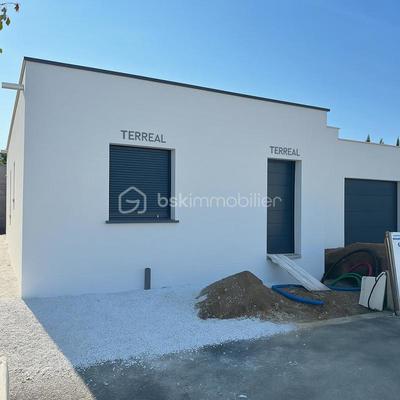 Maison - 94 m² - 4 pièces