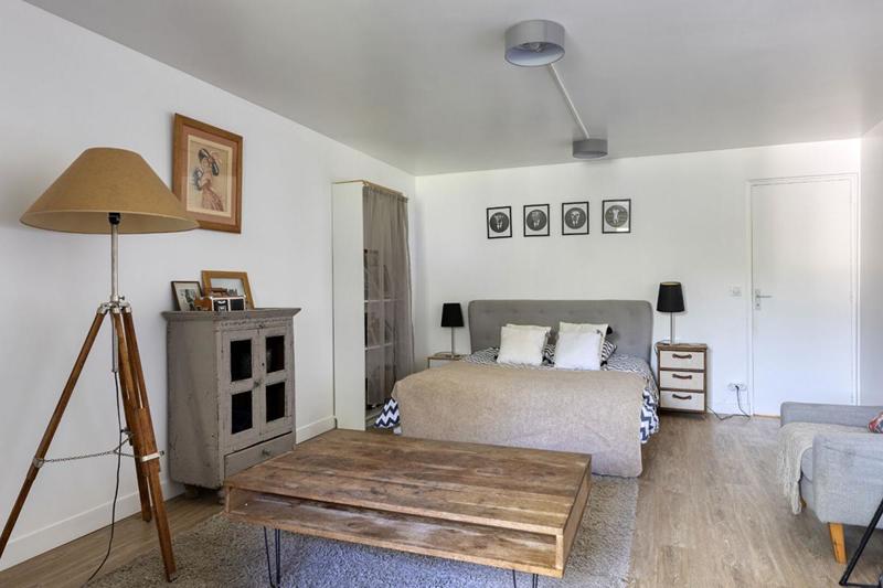 Maison - 233 m² - 8 pièces