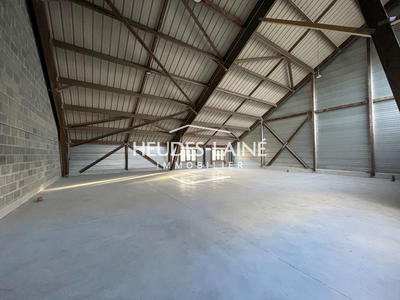 Local d'activités - 250 m²