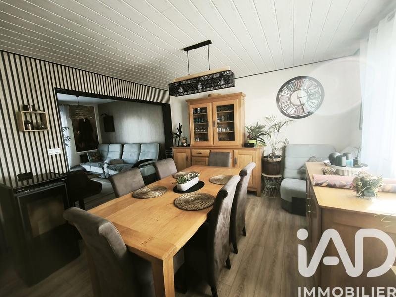 Maison - 95 m² - 5 pièces